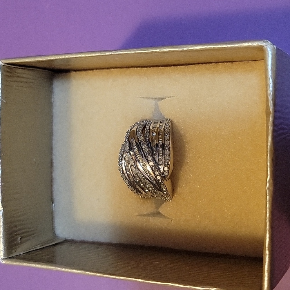 Diamond ring
